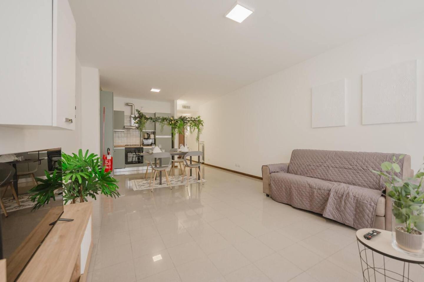 Unico 5 - 450 Mt From Mestre Station Apartamento *