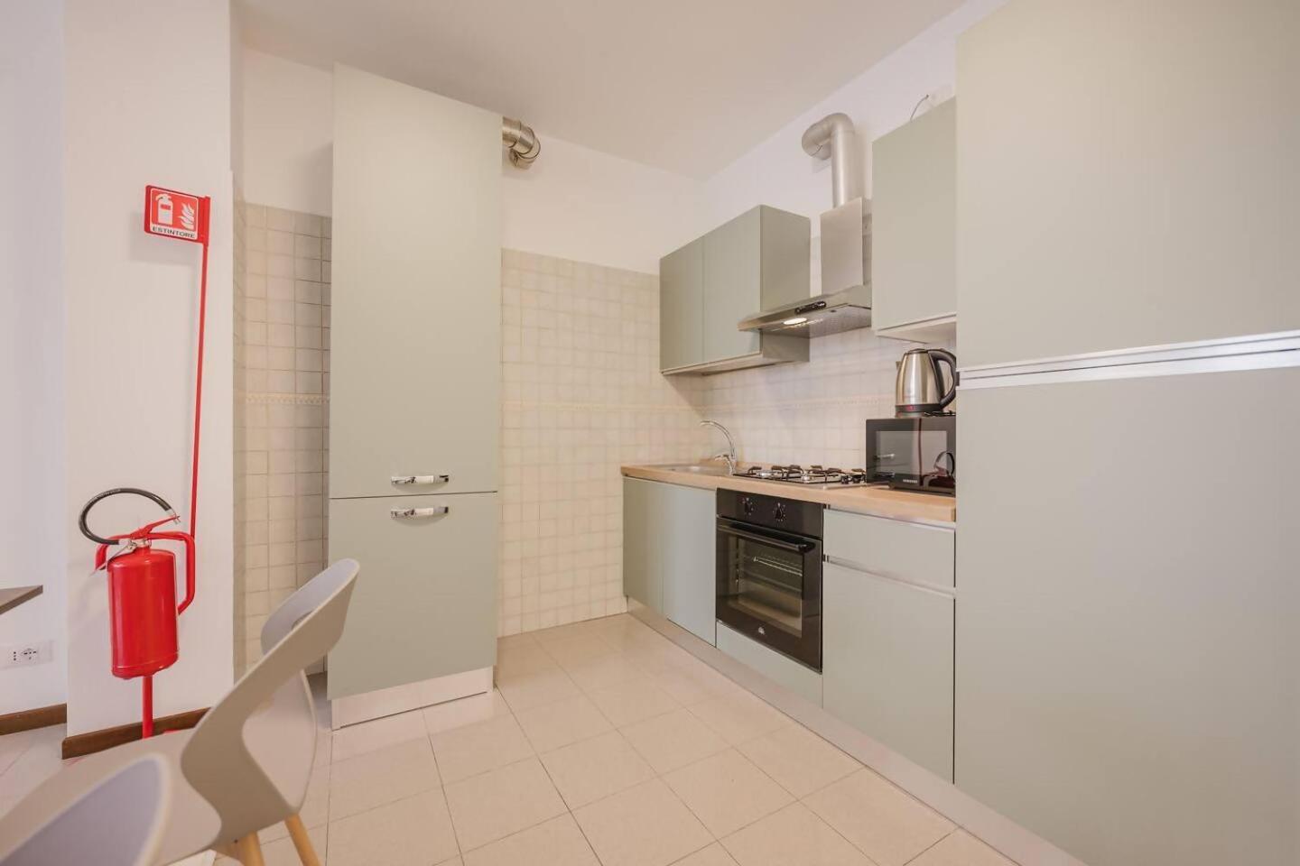 Unico 5 700mt From Mestre Station Apartment